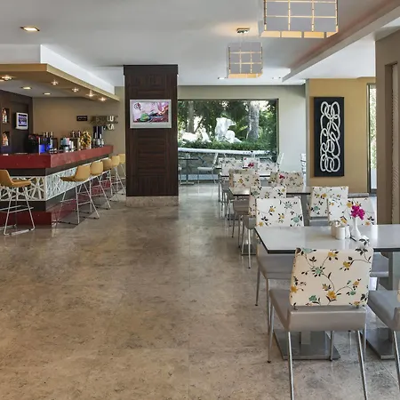 Hotel Voyage 5*