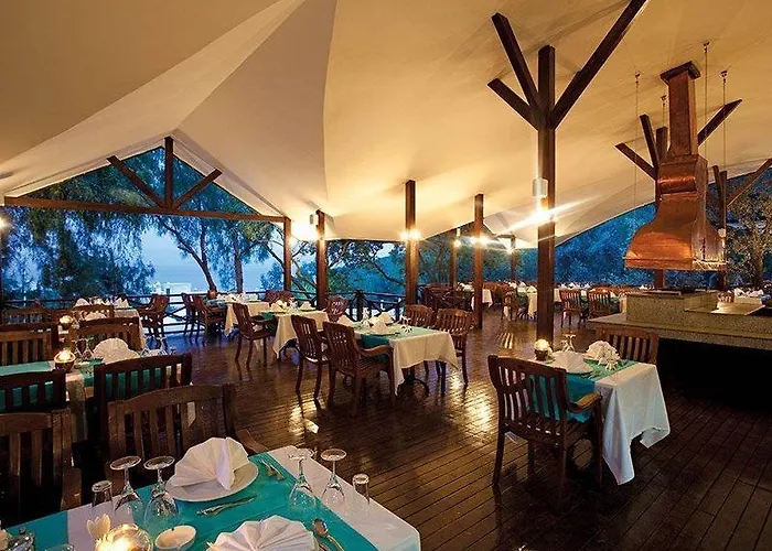 Ξενοδοχείο Voyage Golturkbuku