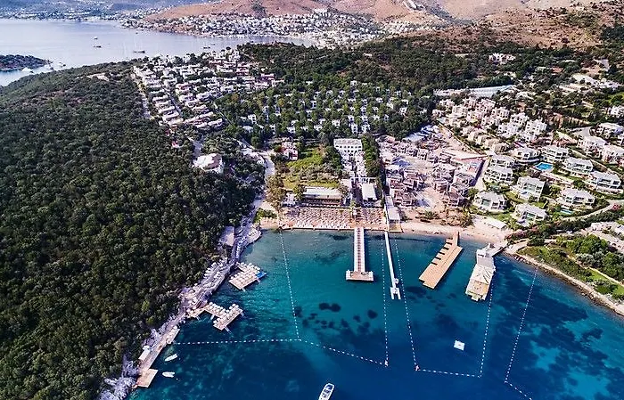 Ξενοδοχείο Voyage 5*